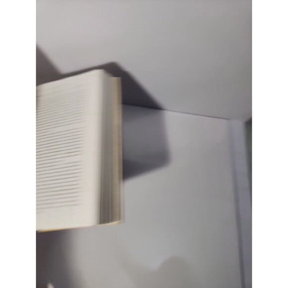 The Bully Pulpit – 1st Ed./1st Print (Signed) – Doris Kearns Goodwin – HC DJ - Picture 8 of 9